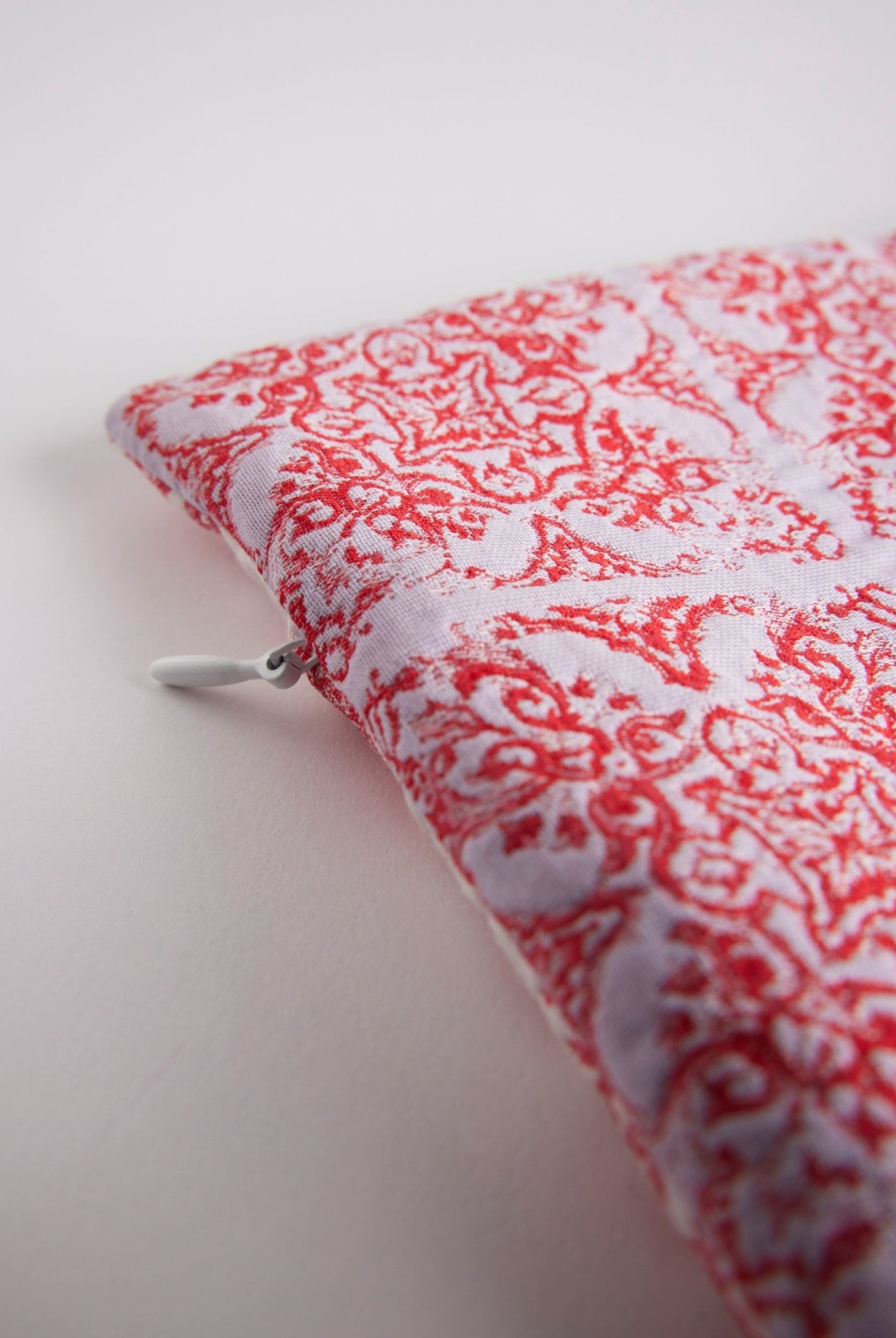 Gewebte Dekokissenhülle EVELIN in edlem Jacquard aus Baumwoll - Viskose - Mix - FOX'S - Fashion