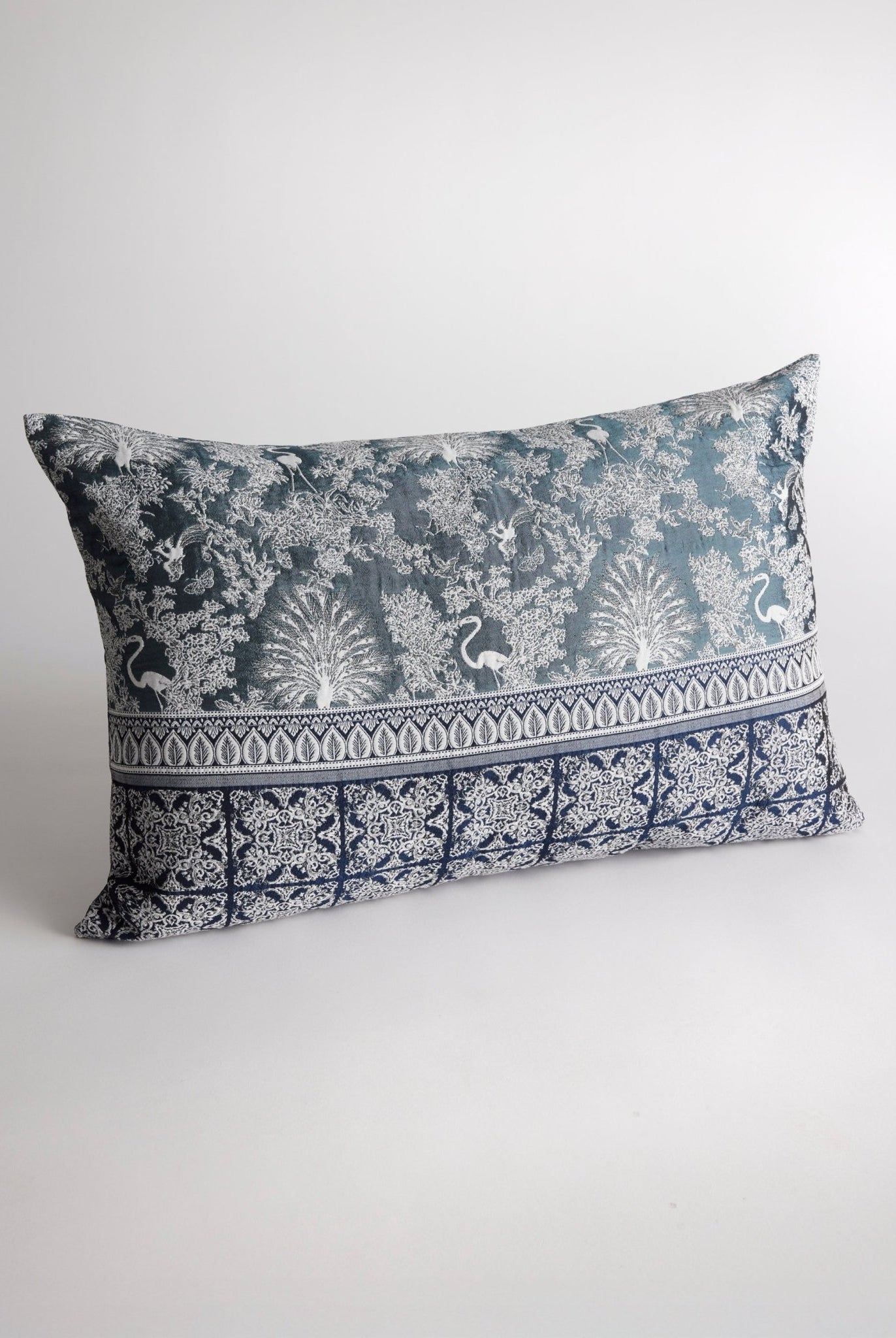 Gewebte Dekokissenhülle EVELIN in edlem Jacquard aus Baumwoll - Viskose - Mix - FOX'S - Fashion