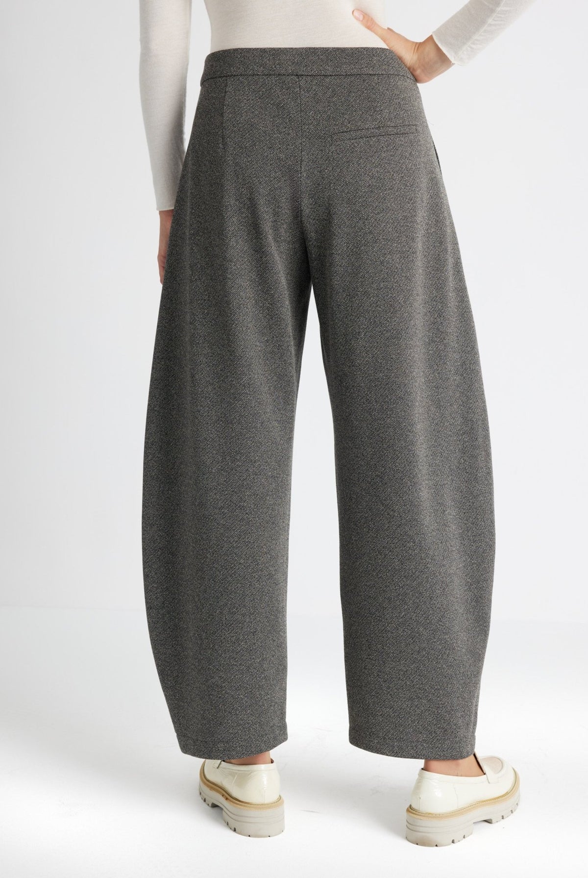 Hose WAHOSSA aus meliertem Viskose-Baumwoll-Mix im Barrel-Fit - FOX'S-Fashion