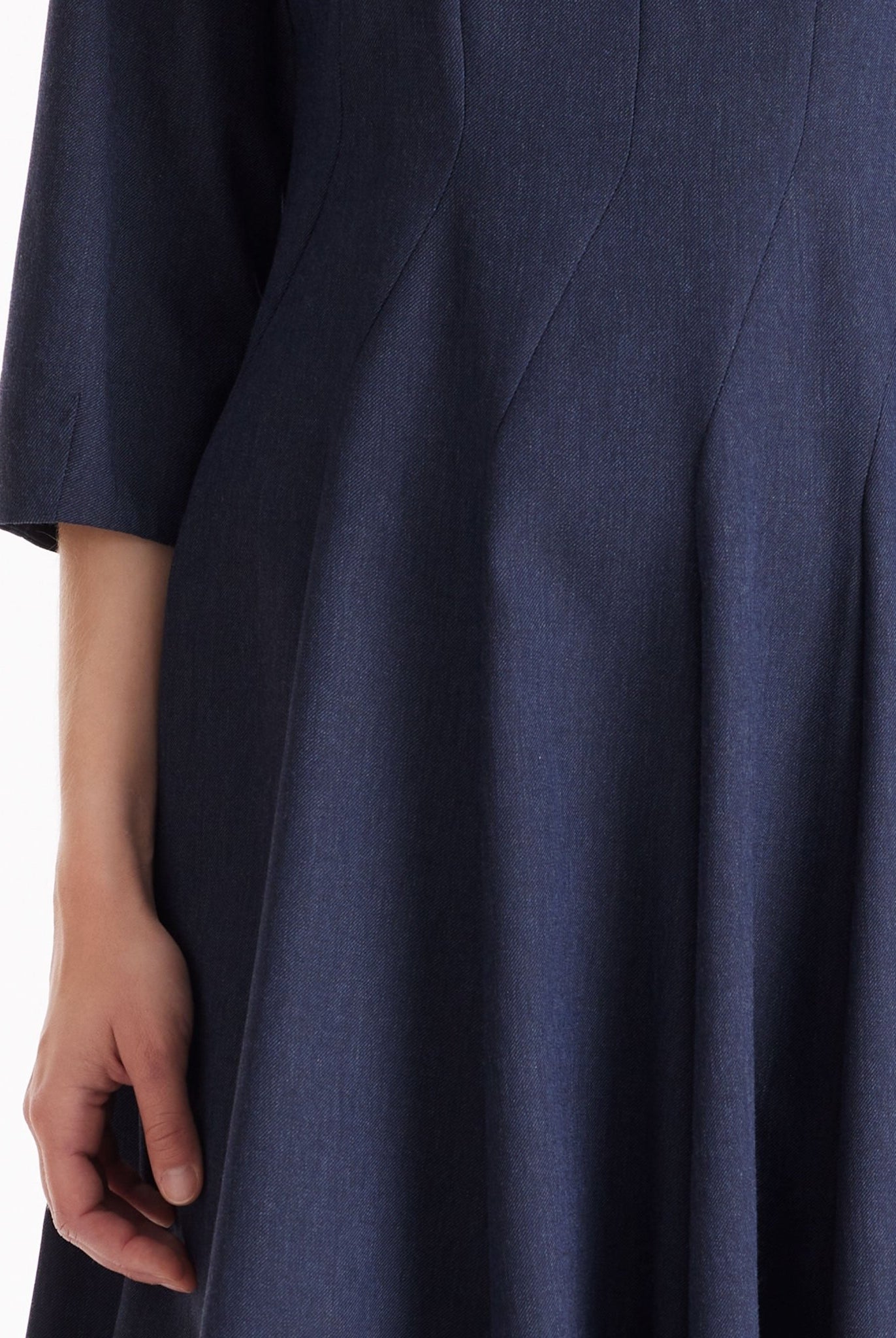 Knielanges Kleid IBIZZA mit Rundhals, 3/4-Ärmeln und weitem Faltenrock in Dunkelblau