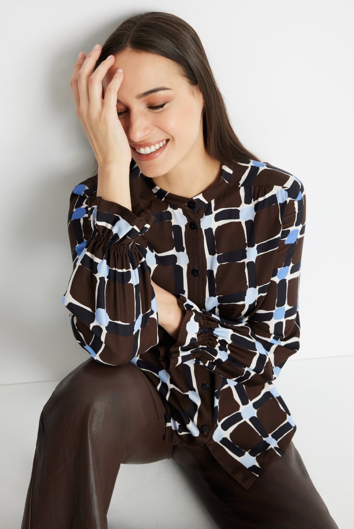 Legere Bluse VALYRA aus 100 % Viskose - FOX'S-Fashion