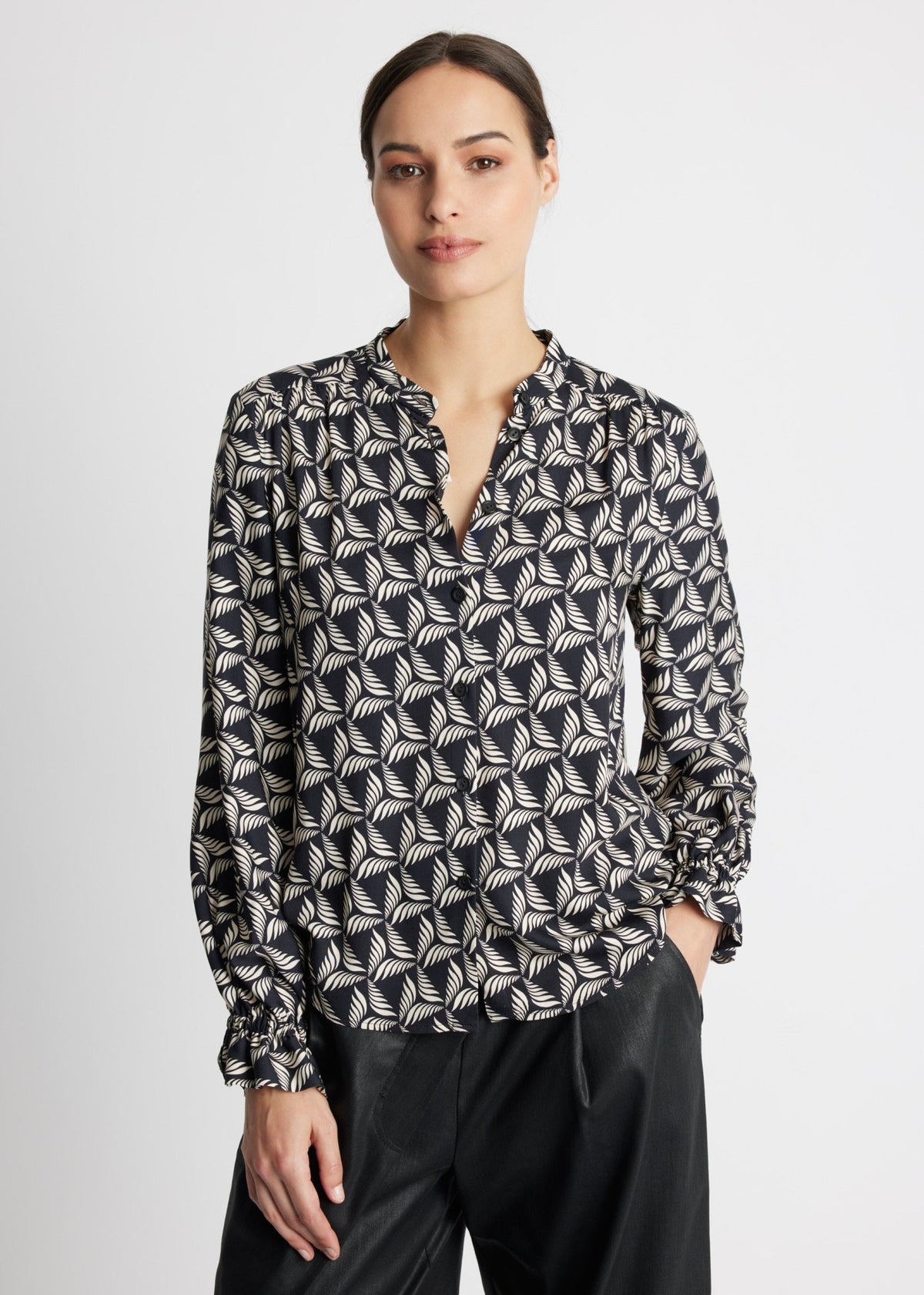Legere Bluse VALYRA aus 100 % Viskose - FOX'S-Fashion