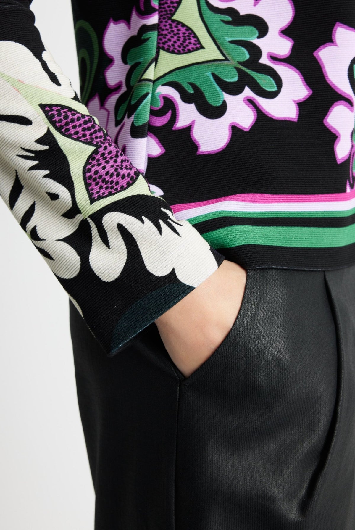 Leicht taillierter Pullover RAPULO aus Viskose-Mix - FOX'S-Fashion