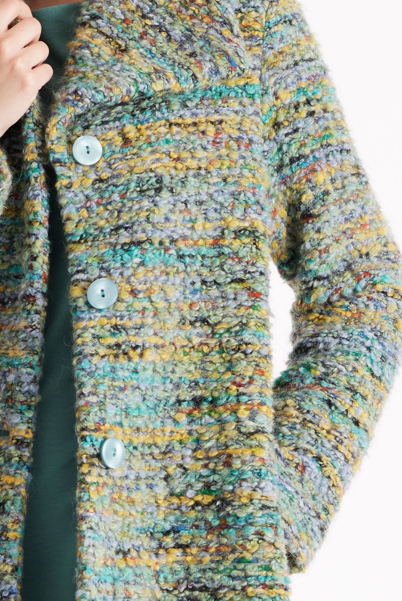 Langer Mantel MISSELINA mit Kragen und Knopfleiste aus Multicolor-Bouclé in Türkis und Gelb