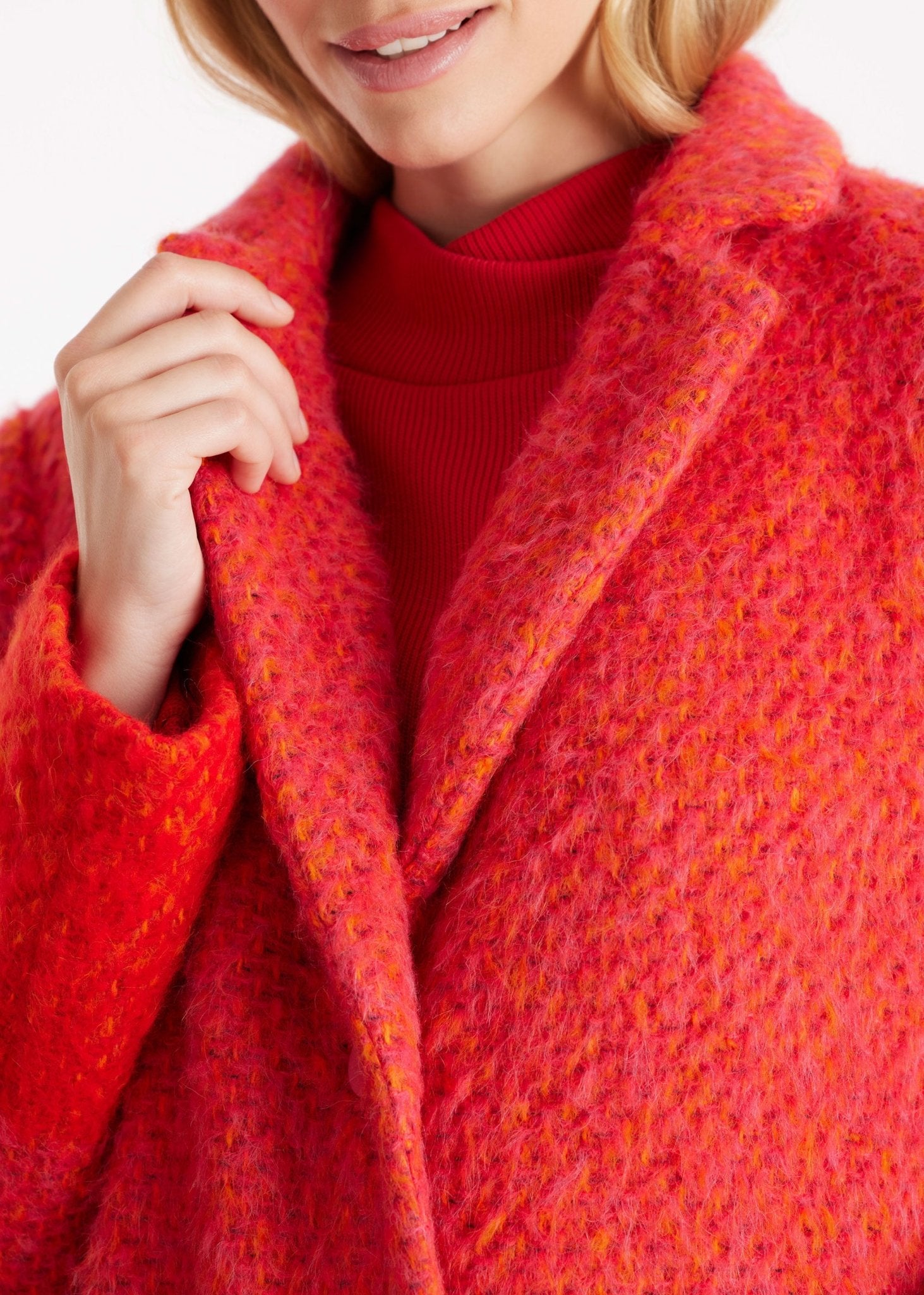 Knielanger Mantel PURAMANI mit Revers und Knopfleiste in Rot