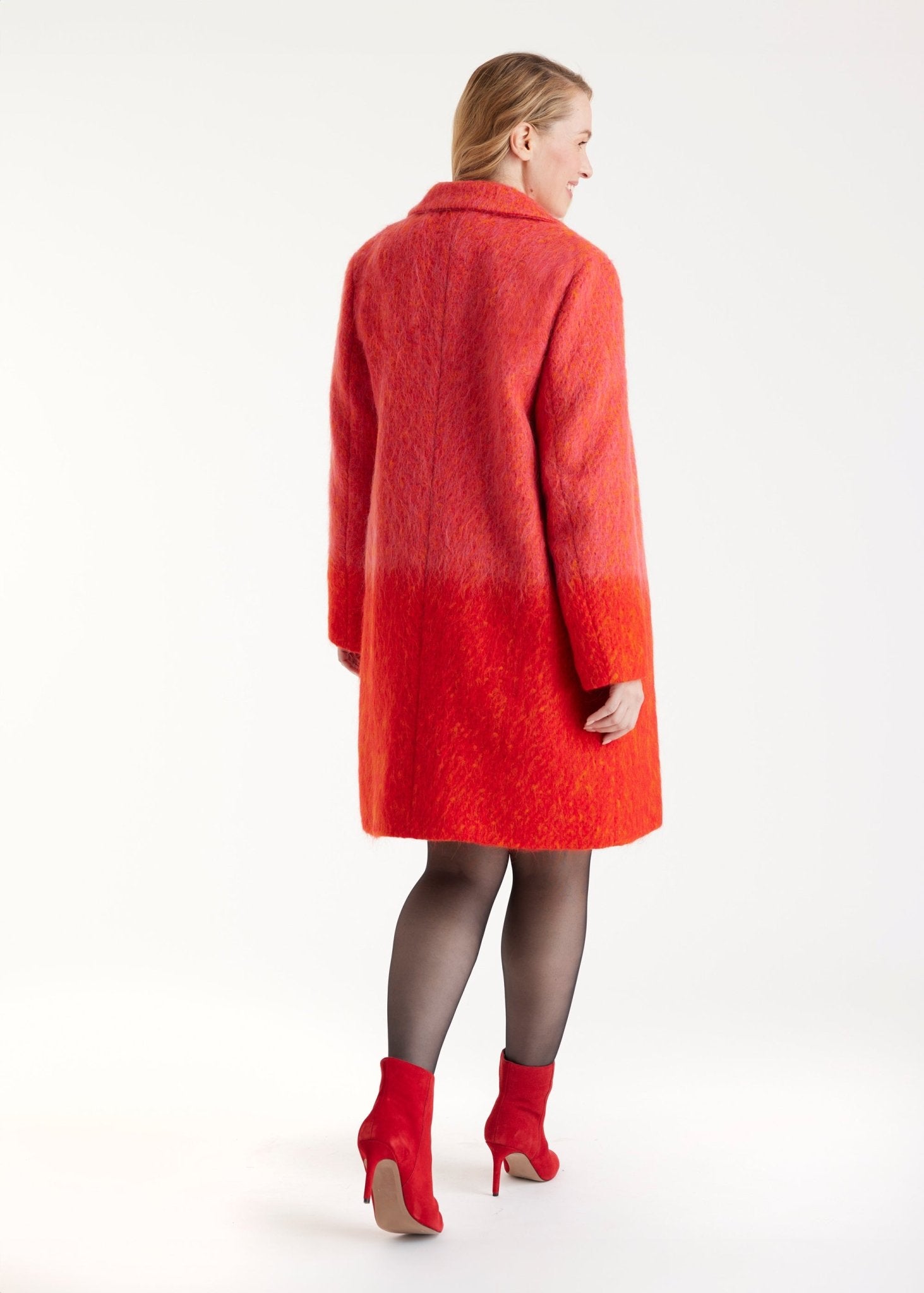 Knielanger Mantel PURAMANI mit Revers und Knopfleiste in Rot