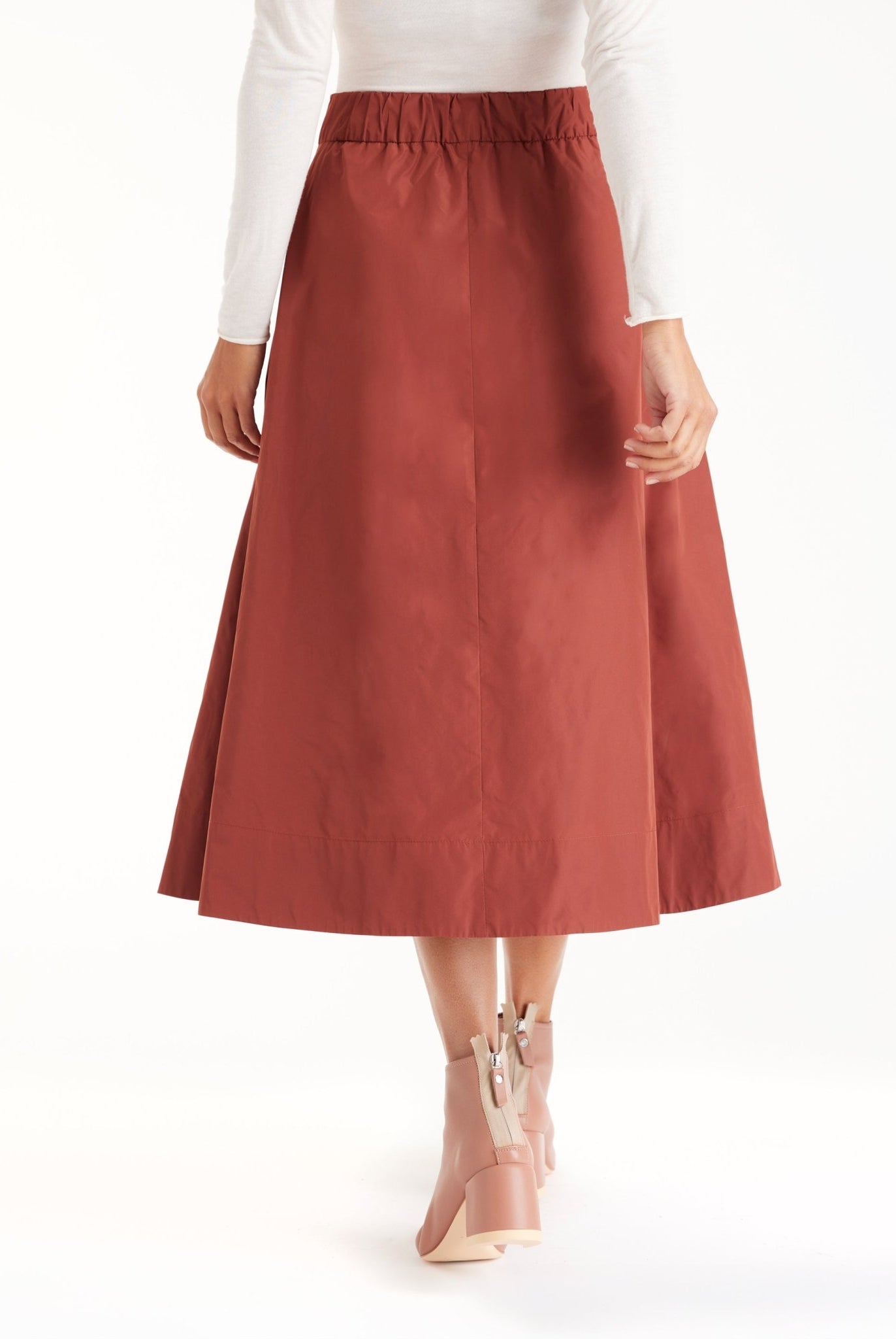 Rock GOMYRO in Midi-Länge mit Falten und Eingrifftaschen in Braun