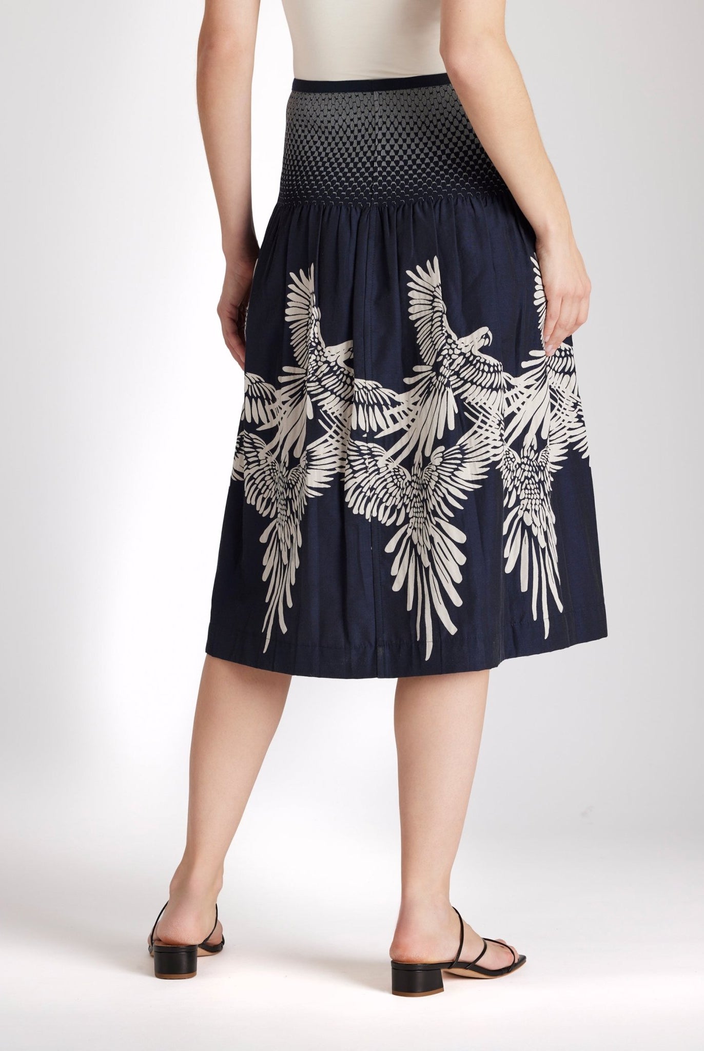 One Size Rock LONGERO-S in Midi-Länge mit Gummibund in Dunkelblau mit Vogelmuster