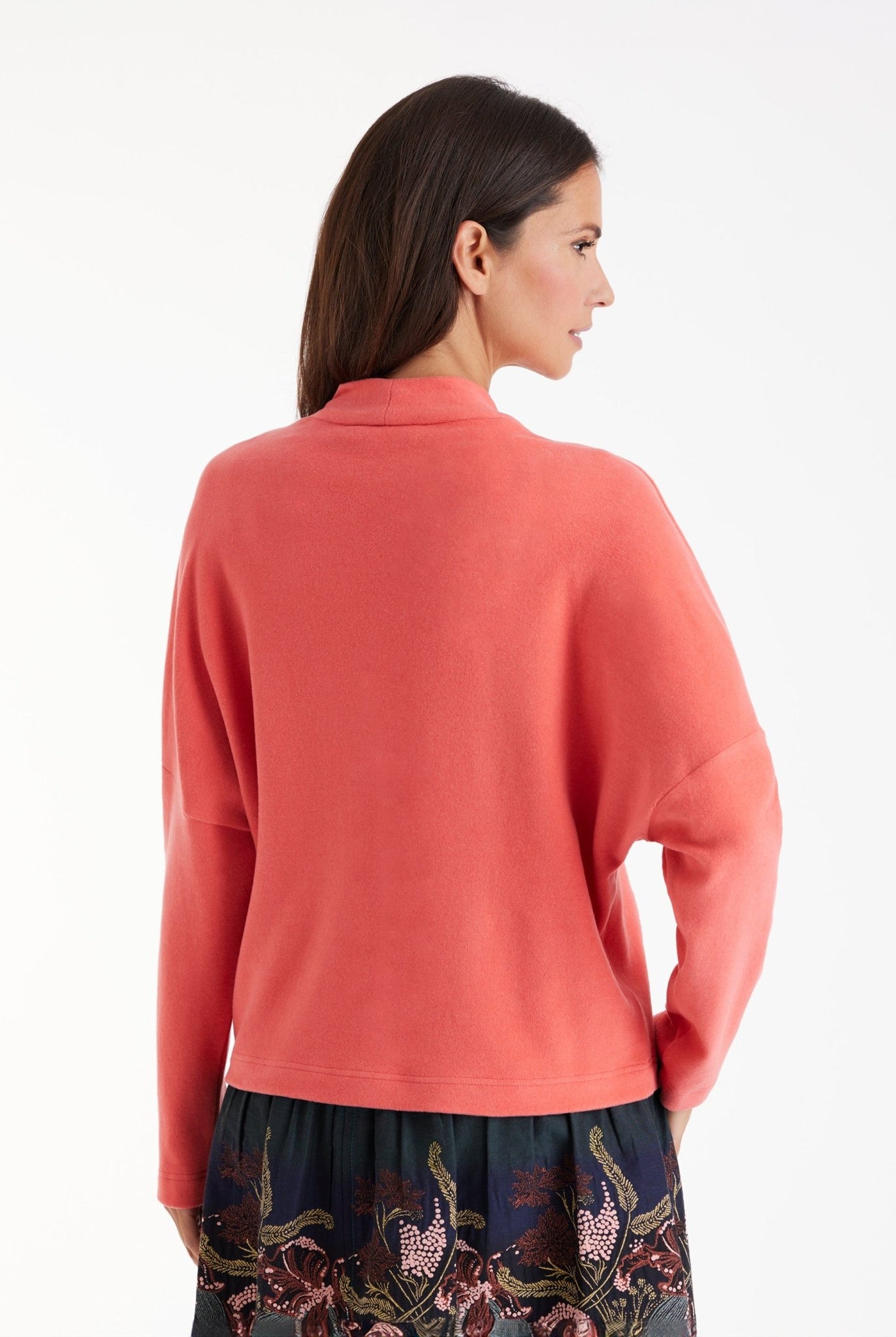 Pullover FEALIA mit V-Ausschnitt und langen Armen in Orange