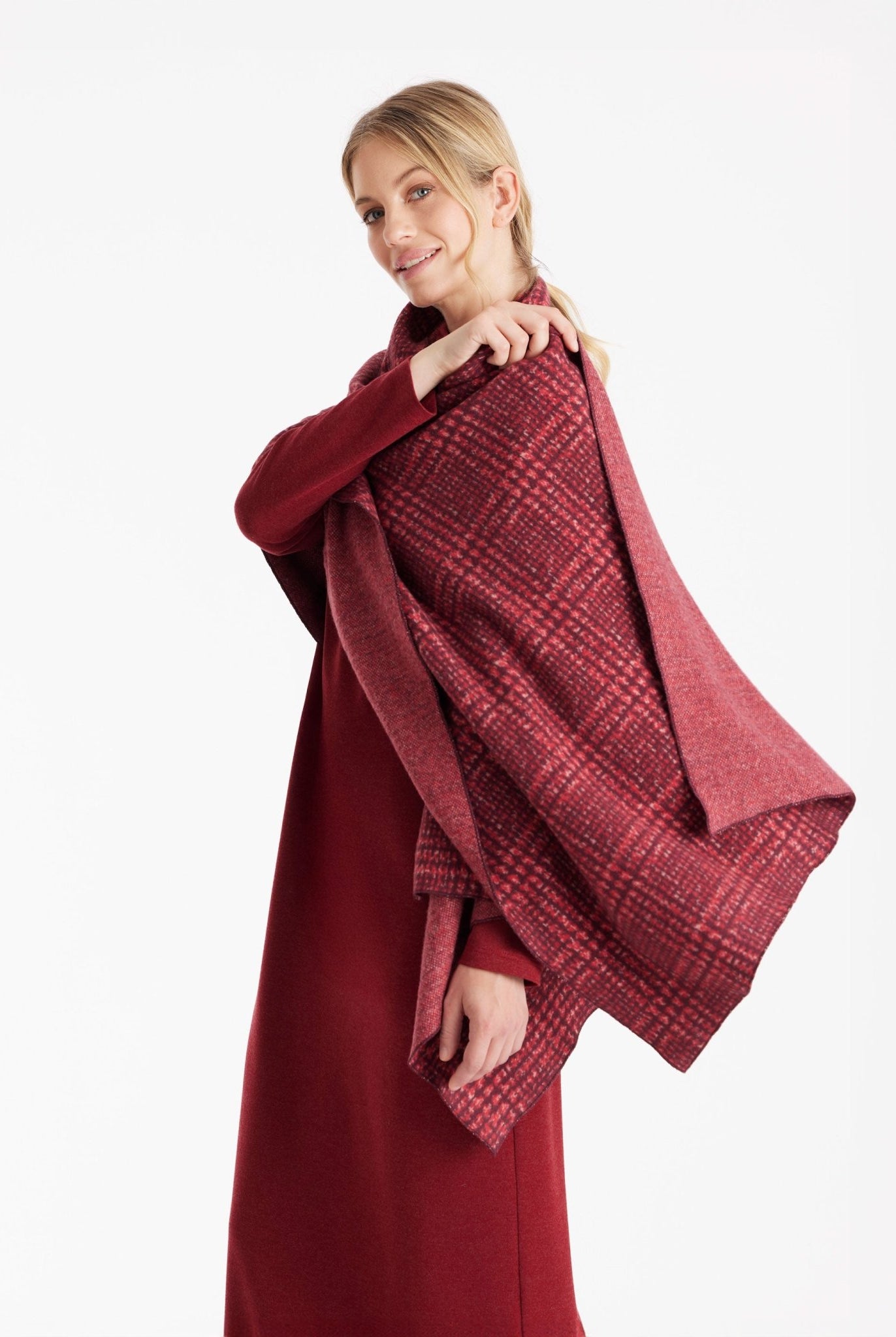 Stola SUSTOLA in Dunkelrot