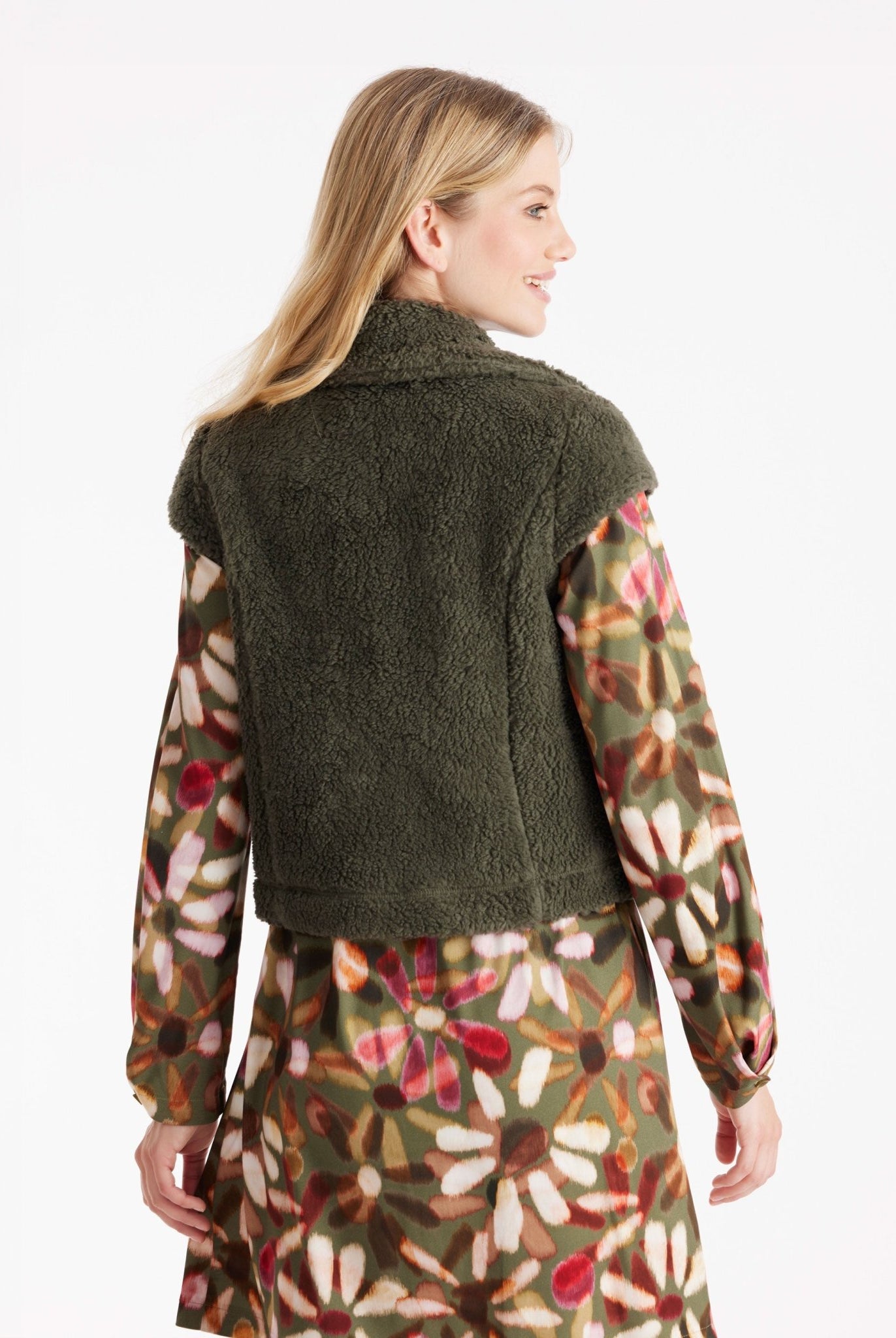 Weste WESPUSA mit Kragen, kleinem Arm und Knopfleiste in Grün