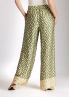 Coming Soon! Lange, legere Hose ZYTARI aus Viskose mit Gummibund - FOX'S - Fashion