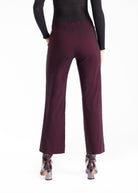 Hose JISTRA in 7/8-Länge mit geradem Bein und seitlichen Eingrifftaschen in Dunkelrot