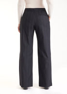 Hose TADOKI mit geradem Bein und Nadelstreifen in Dunkelblau