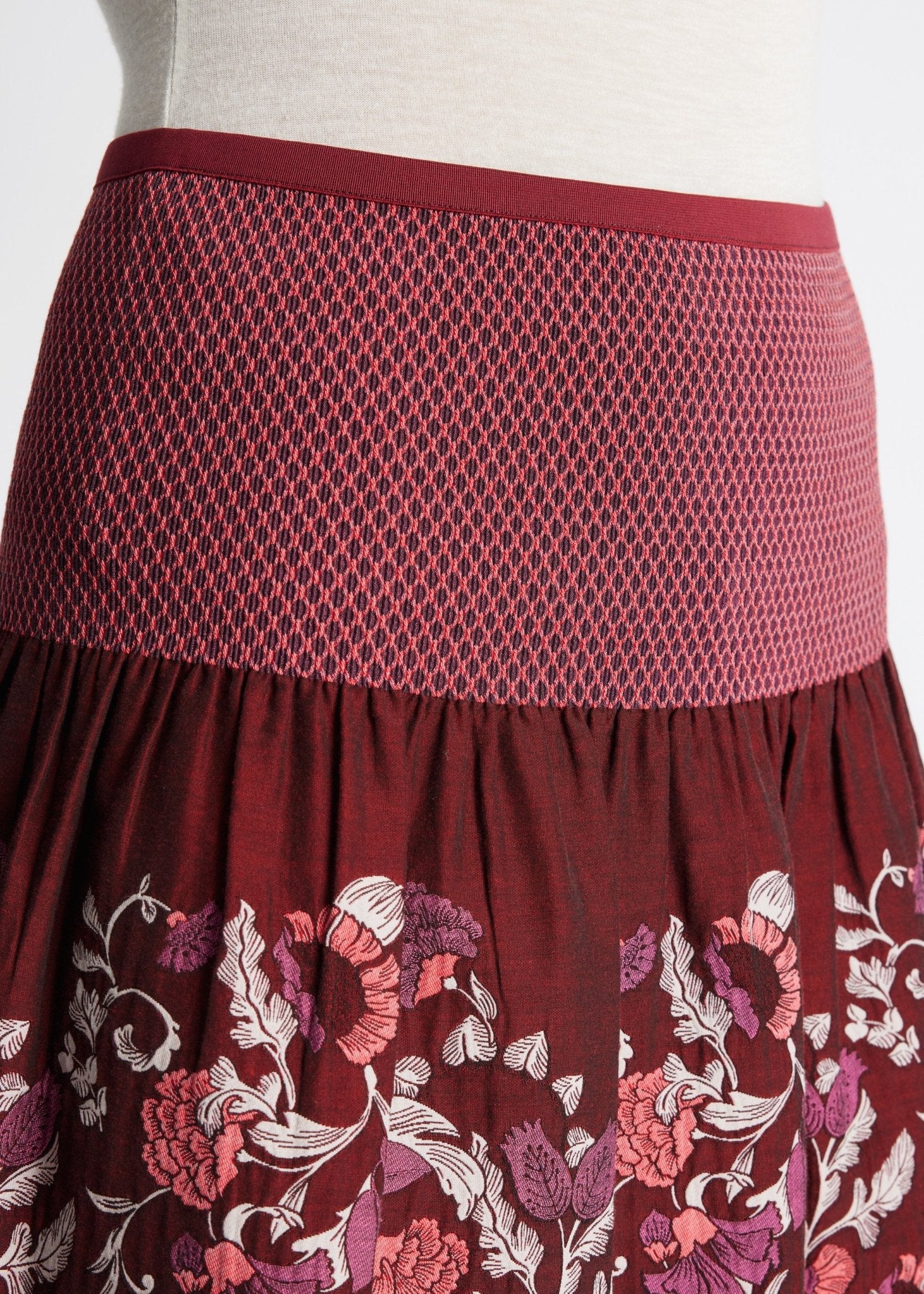 Kurzer One Size Rock LACROS-W mit Gummibund und Muster in Bordeaux