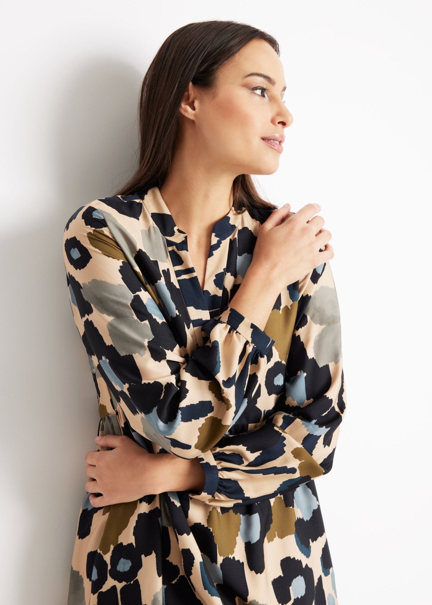 Kurzes Kleid VALUNA aus 100 % Viskose in leichter A-Linie - FOX'S-Fashion