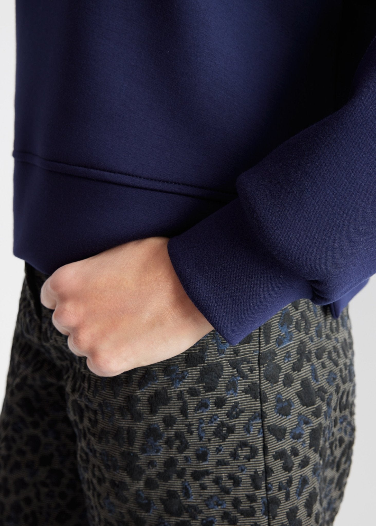 Legeres Sweatshirt NUPULI aus Viskose-Mix - FOX'S-Fashion