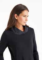 Kleid GIROBO in Midi-Länge mit Stehkragen, langen Armen und leichter O-Form in Schwarz