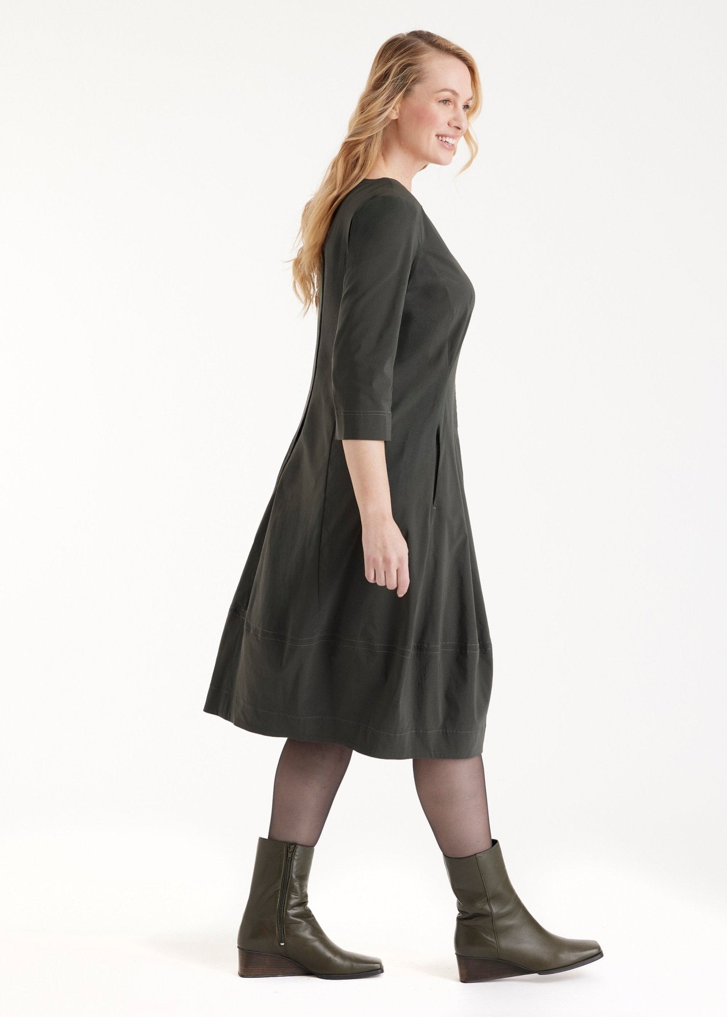 Midi - Kleid JAROBO aus Viskose - Stretch mit leichter O - Form - FOX'S - Fashion