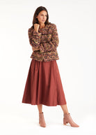 Rock GOMYRO in Midi-Länge mit Falten und Eingrifftaschen in Braun