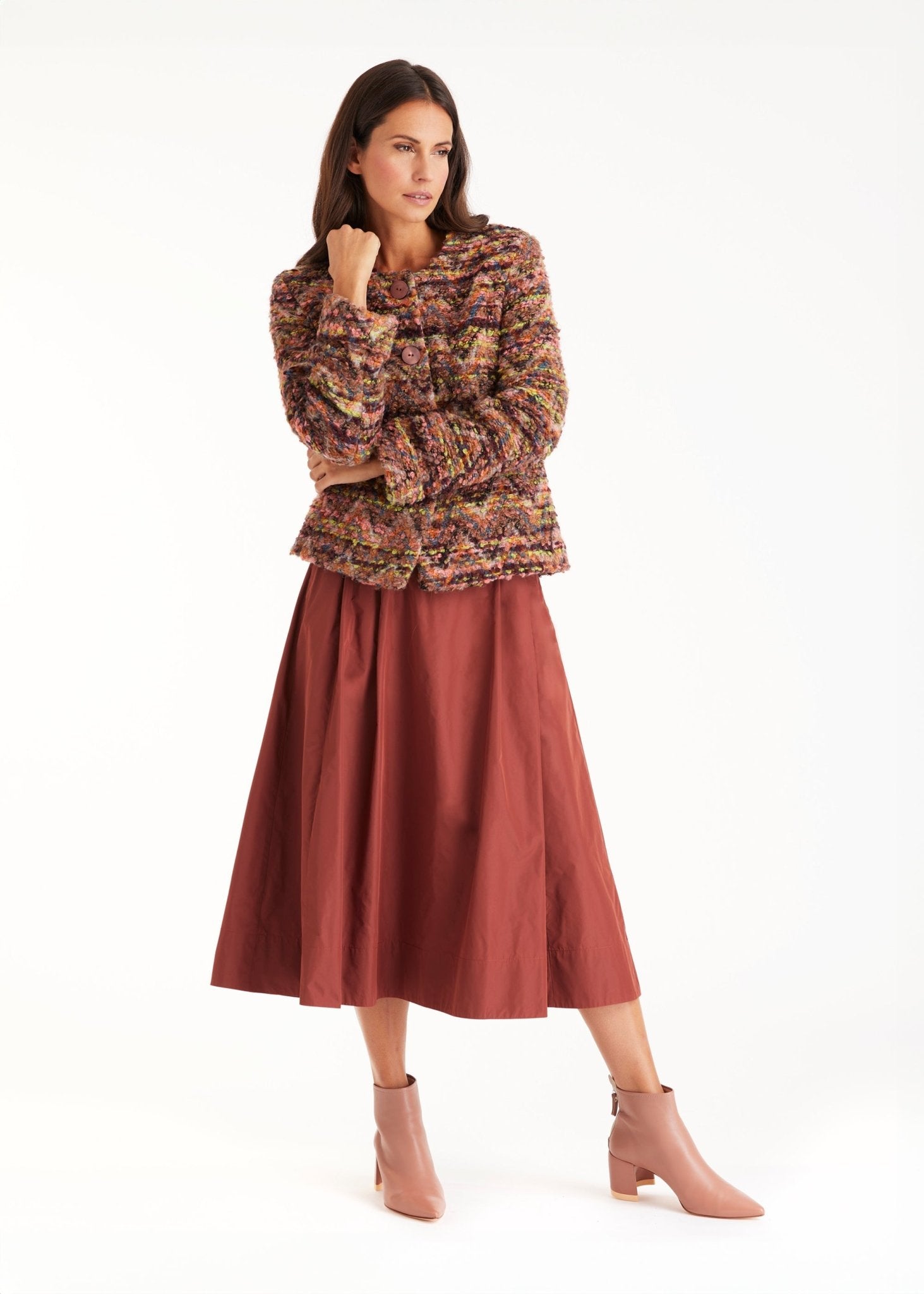 Rock GOMYRO in Midi-Länge mit Falten und Eingrifftaschen in Braun