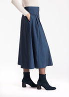 Rock JIGIRO in Midi-Länge mit Falten und seitlichen Eingrifftaschen in Blau