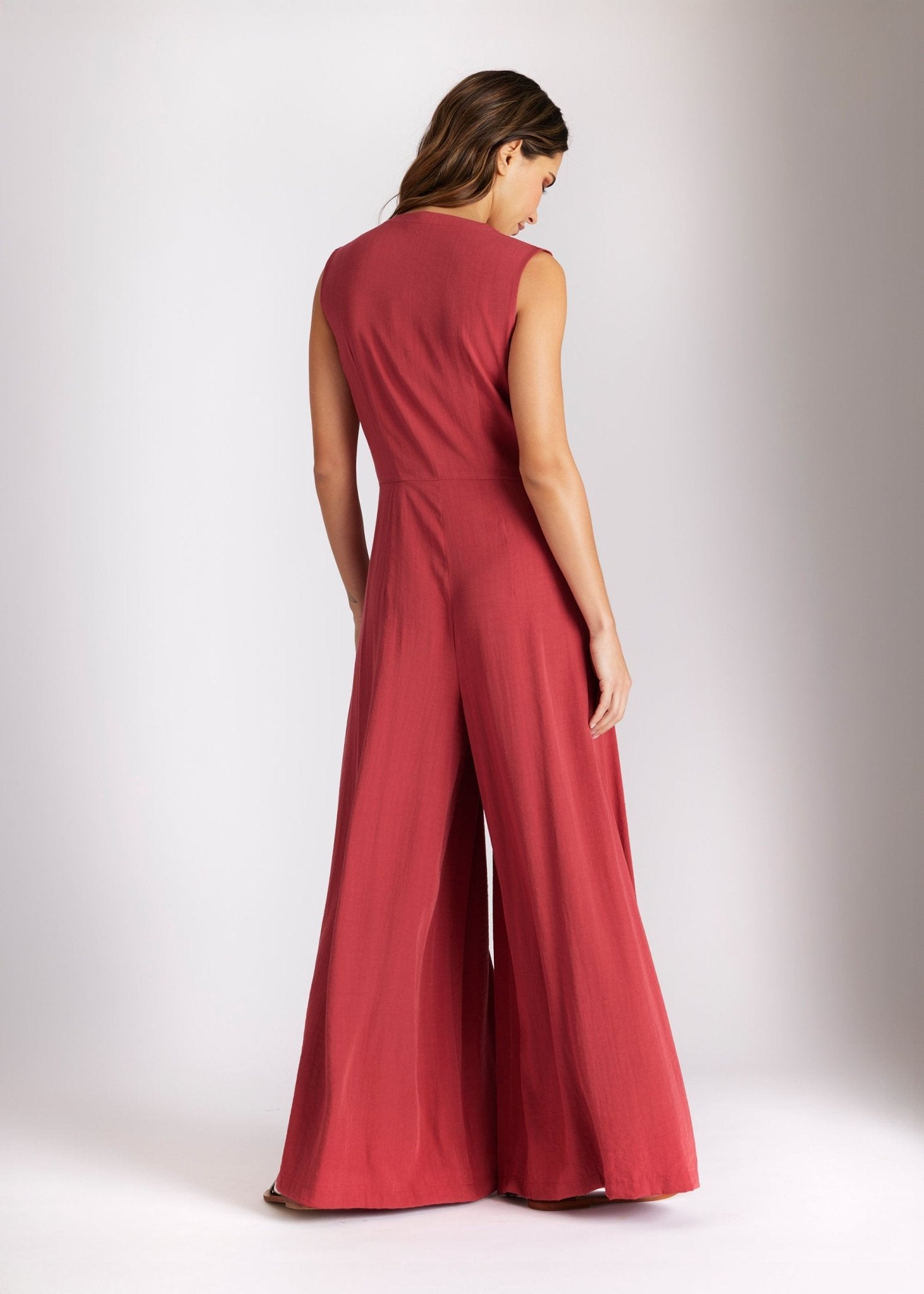 Taillierter Jumpsuit REMSUI aus Rayon mit weitem Bein - FOX'S - Fashion
