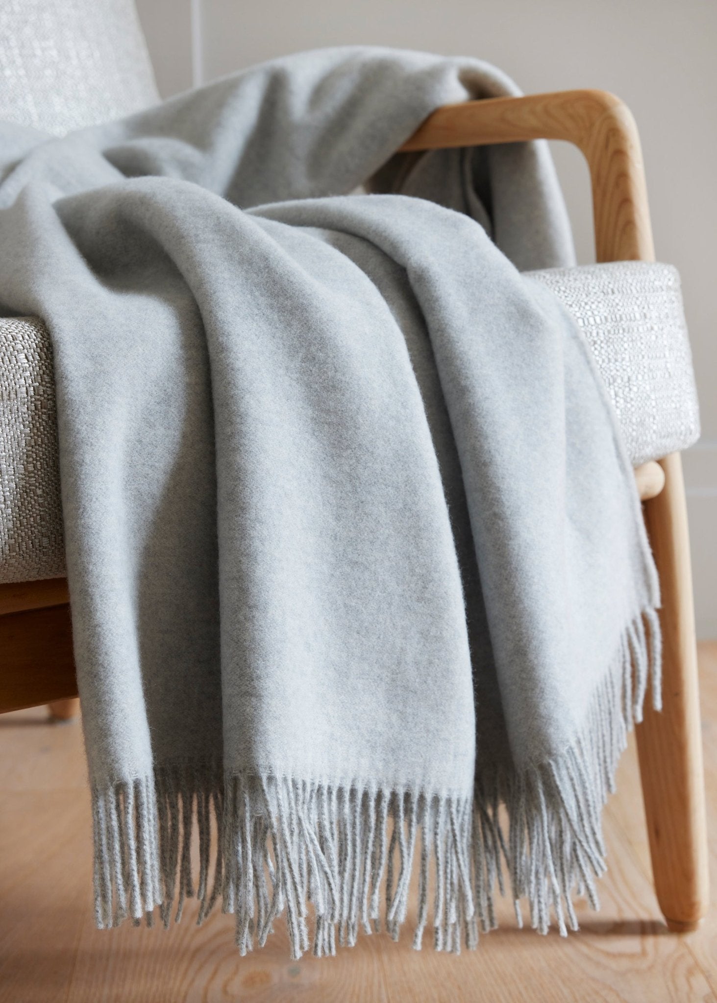 Weiche Decke LANA aus extrafeiner Schurwolle in Doubleface - Machart - FOX'S - Fashion