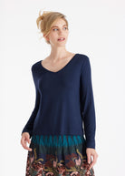 Langarm Shirt CLIVONITA mit Rundhals und V-Ausschnitt in Blau