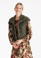 Weste WESPUSA mit Kragen, kleinem Arm und Knopfleiste in Grün